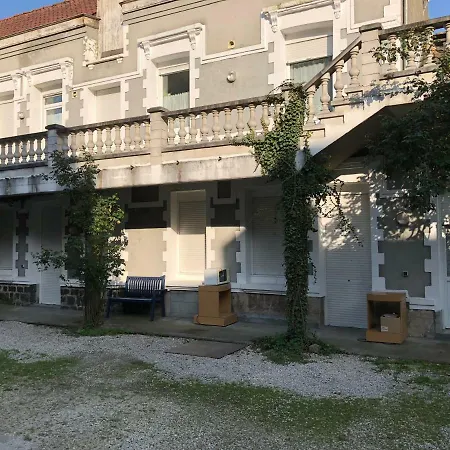 Aux Thermes Saint-Amand-les-Eaux Esterno foto