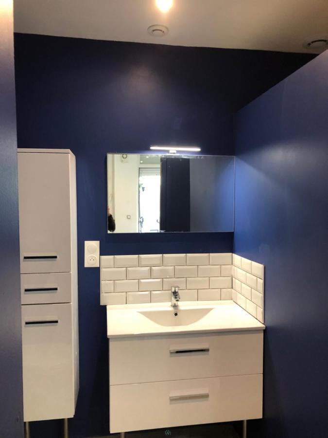 Aux Thermes Apartment